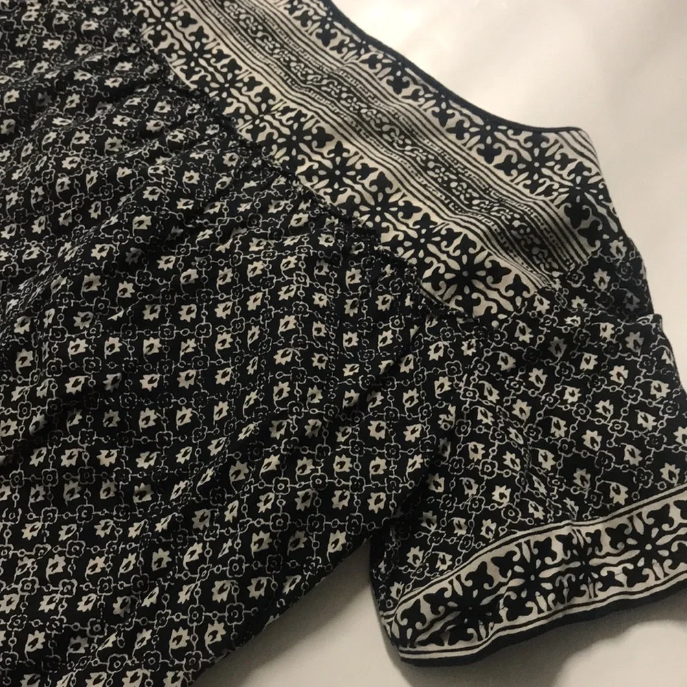American Eagle Top Womens Size Small - Picture 9 of 9